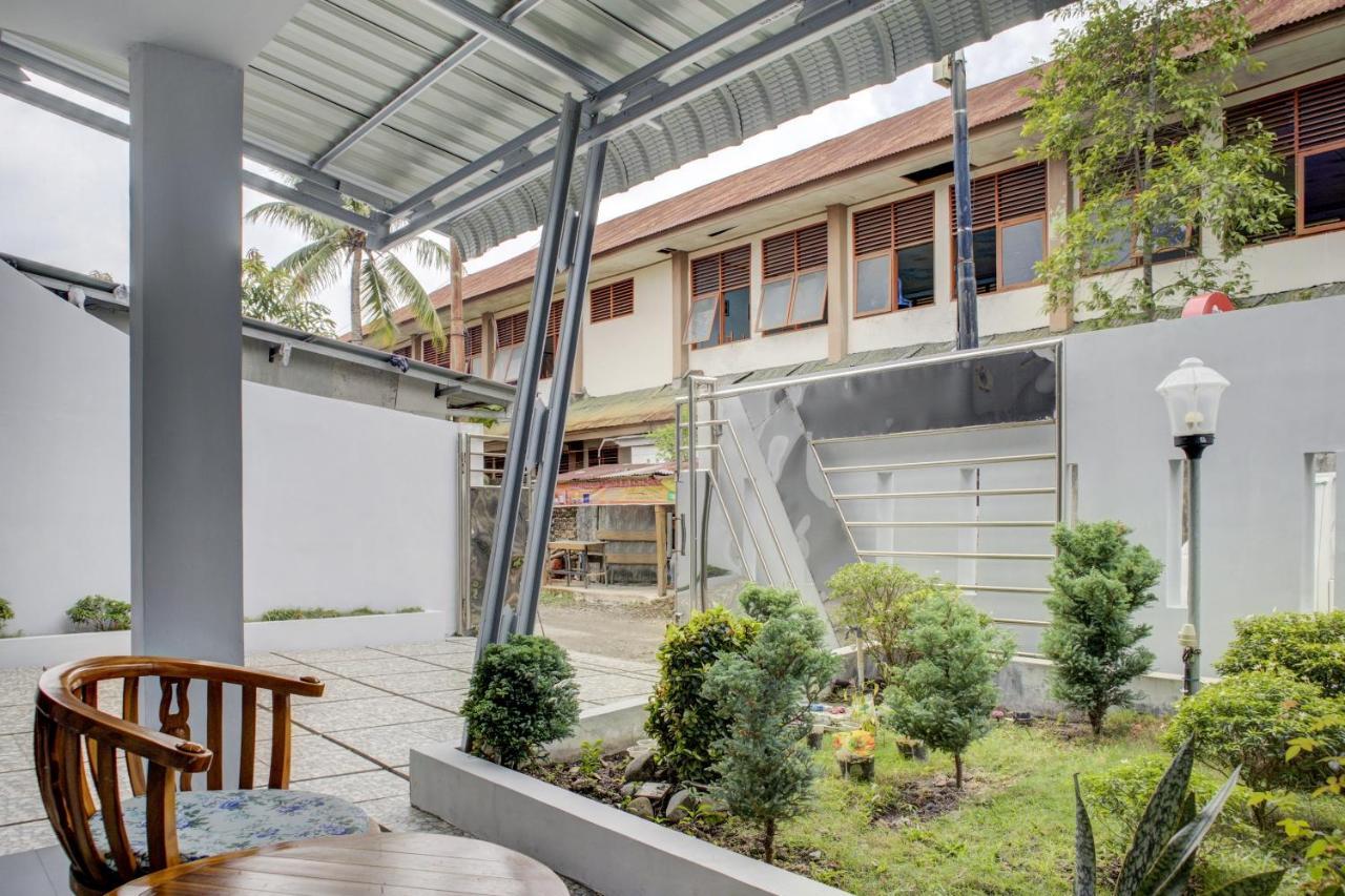 Oyo 3690 Wisma Yani Syariah Padang  Exteriör bild