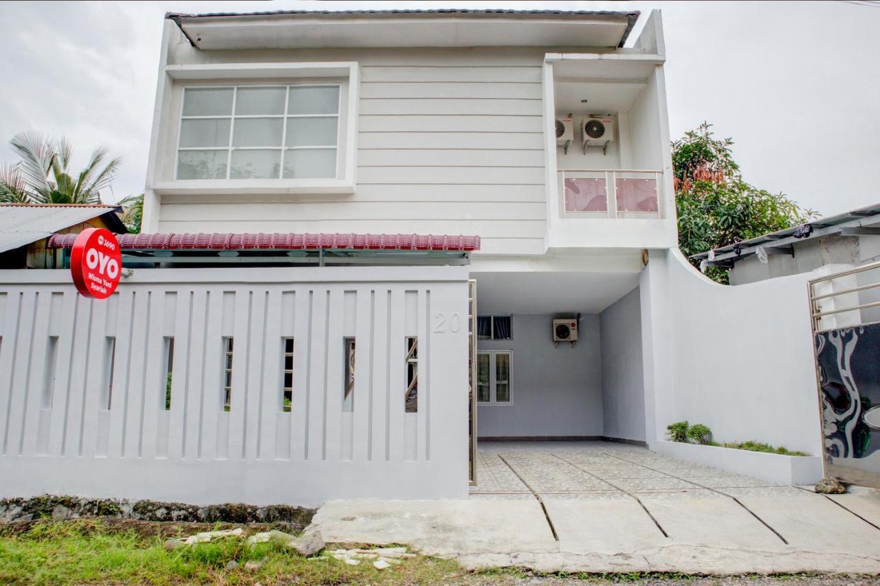 Oyo 3690 Wisma Yani Syariah Padang  Exteriör bild